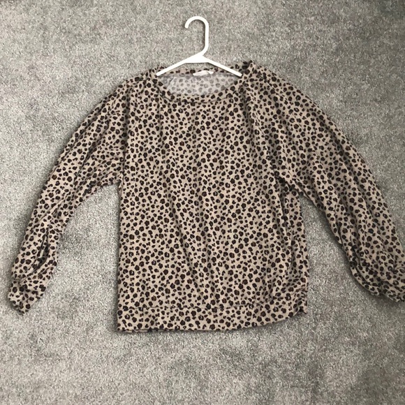 Pinkblush Maternity Taupe Animal Print Bubble Sleeve Top - Picture 1 of 3
